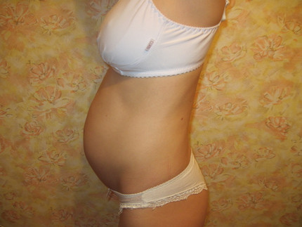 17 недель 2 дня. Живот на 17 неделе беременности мальчиком. Животик на 17 неделе беременности. Живот на 17 неделе беременности девочкой. Живот при беременности мальчиком 17 недель.